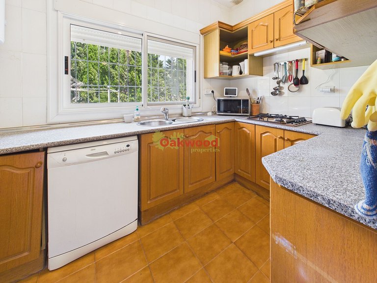 Villa for Sale in Pinar De Campoverde, Alicante 9