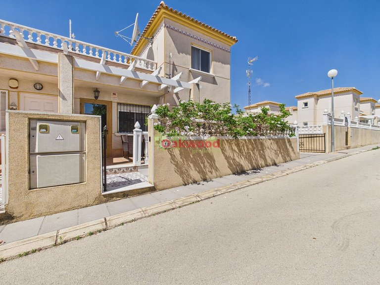 Town House for Sale in Pinar De Campoverde, Alicante 1