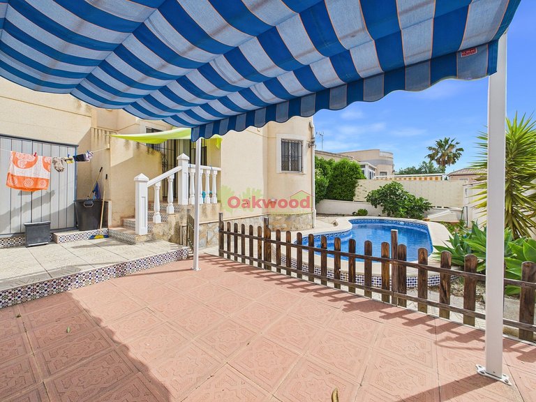 Villa for Sale in Pinar De Campoverde, Alicante 22
