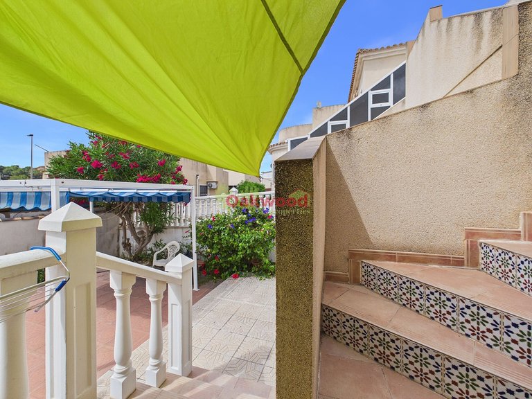Villa for Sale in Pinar De Campoverde, Alicante 25