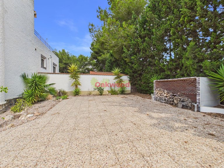 Villa for Sale in Pinar De Campoverde, Alicante 34