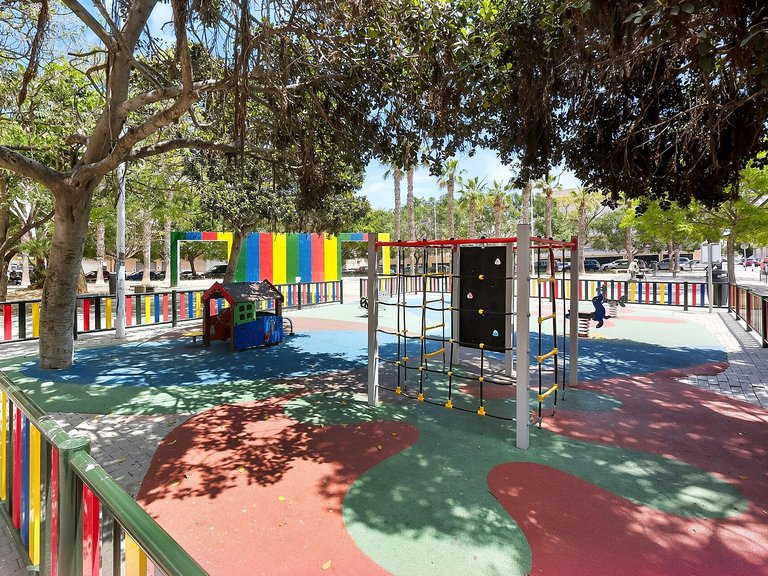 Apartment for Sale in Torrevieja, Alicante 31