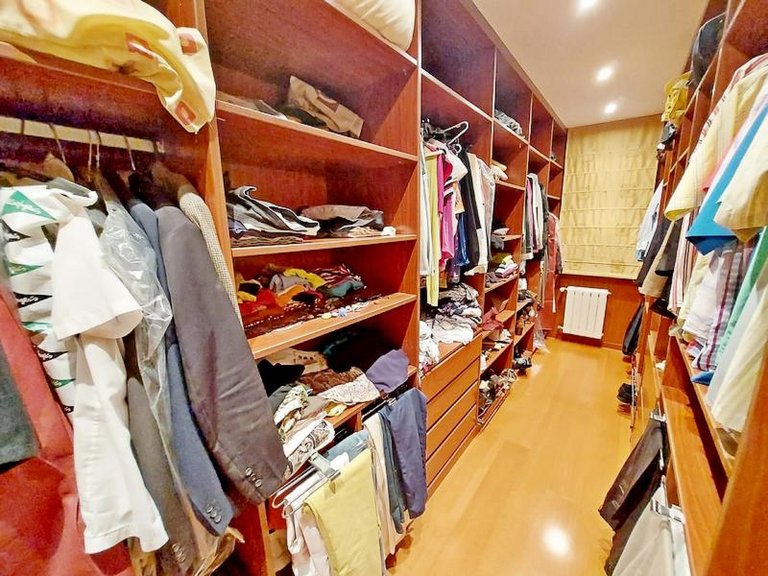 Villa for Sale in Cabo Roig, Alicante 27