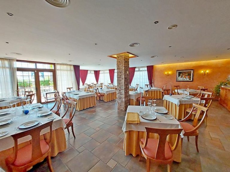 Villa for Sale in Cabo Roig, Alicante 42