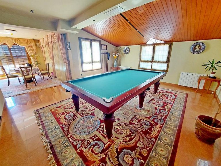 Villa for Sale in Cabo Roig, Alicante 9