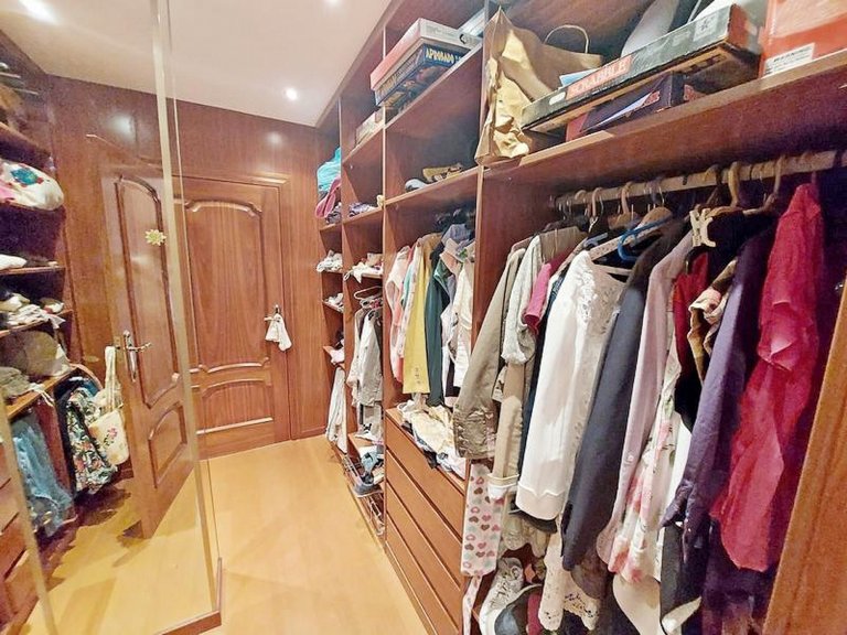 Villa for Sale in Cabo Roig, Alicante 18