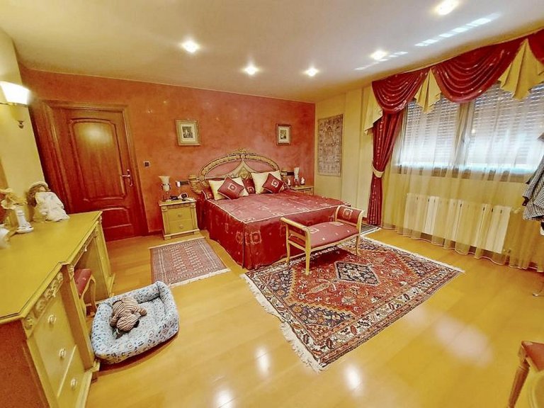 Villa for Sale in Cabo Roig, Alicante 14