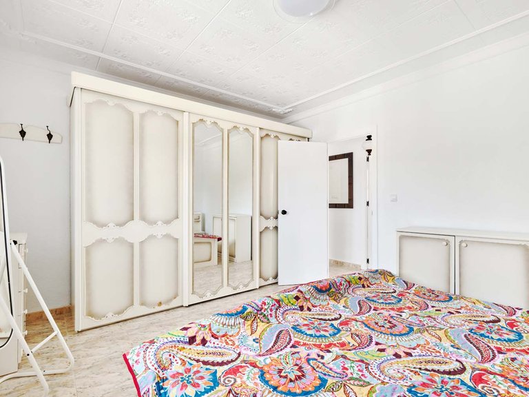 Villa for Sale in Pinar De Campoverde, Alicante 43