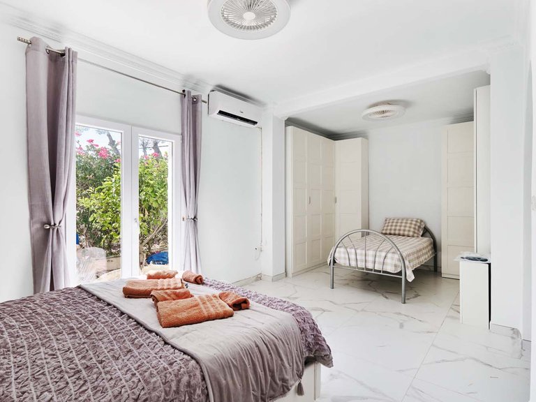 Villa for Sale in Pinar De Campoverde, Alicante 12