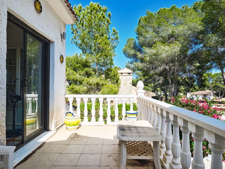 Villa for Sale in Pinar De Campoverde, Alicante 24