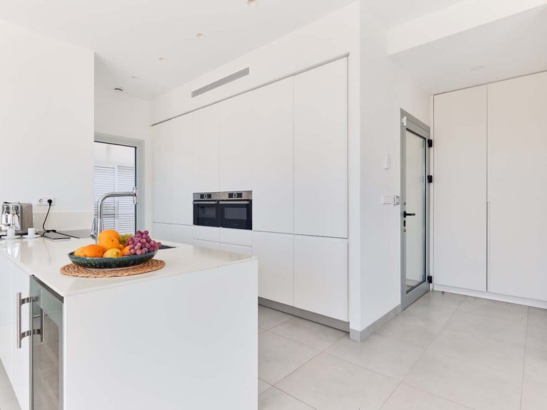 Villa for Sale in Las Colinas Golf, Alicante 9