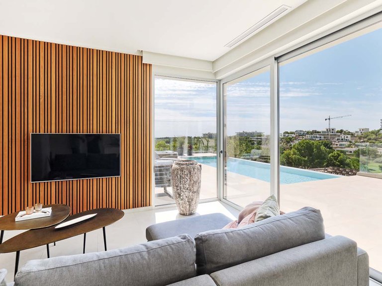 Villa for Sale in Las Colinas Golf, Alicante 17