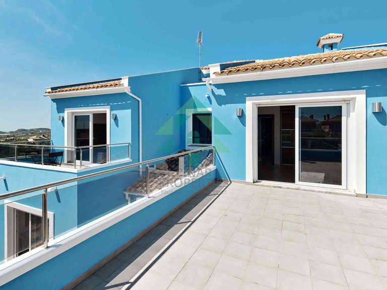 Villa for Sale in Alicante, Alicante 39
