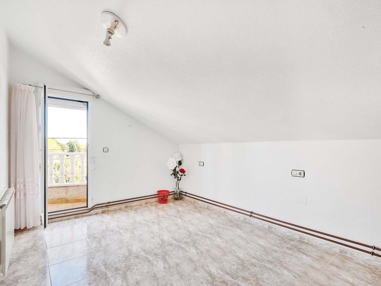 Villa for Sale in Pinar De Campoverde, Alicante 37