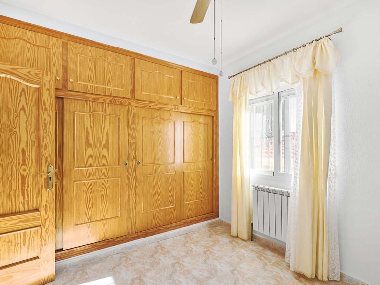 Villa for Sale in Pinar De Campoverde, Alicante 24