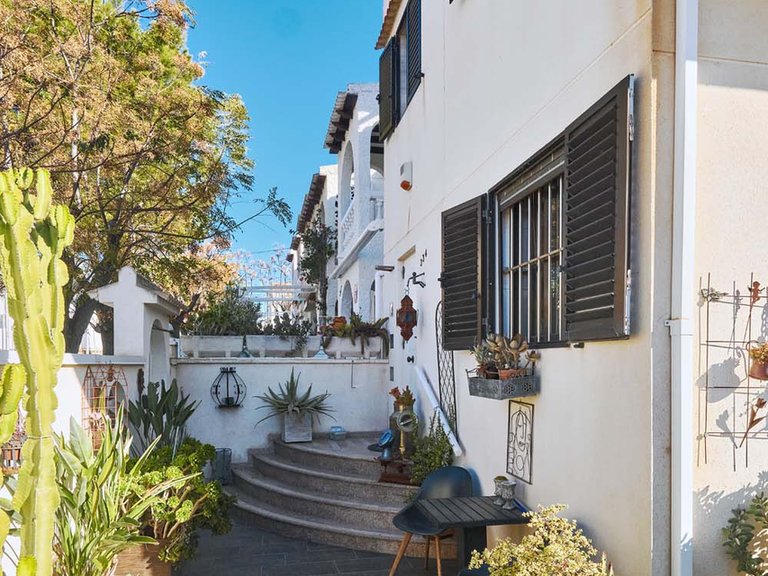 Town House for Sale in Mil Palmeras, Alicante 35