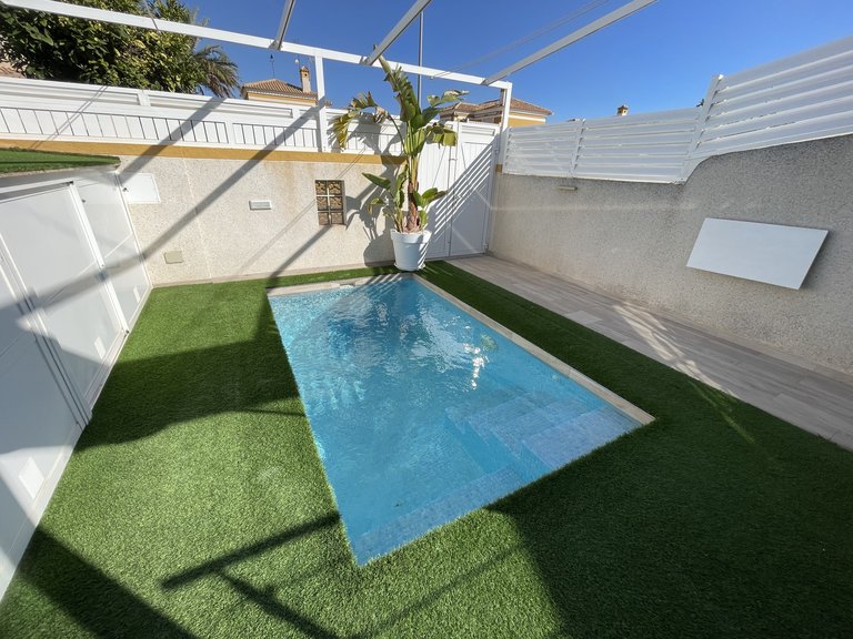 Apartment for Sale in Torre De La Horadada, Alicante 8