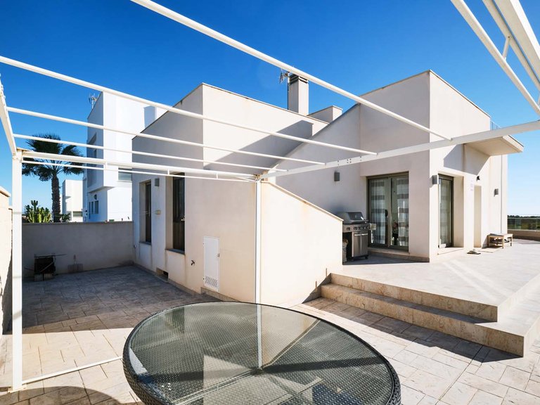 Villa for Sale in San Miguel De Las Salinas, Alicante 29