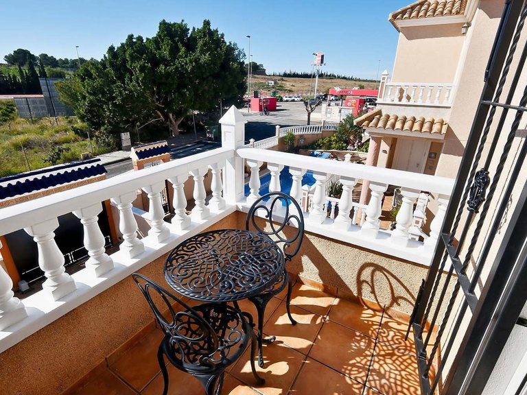 Villa for Sale in Pinar De Campoverde, Alicante 24