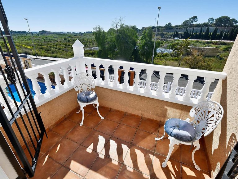 Villa for Sale in Pinar De Campoverde, Alicante 30