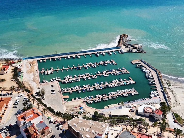 Apartment for Sale in Torre De La Horadada, Alicante 42