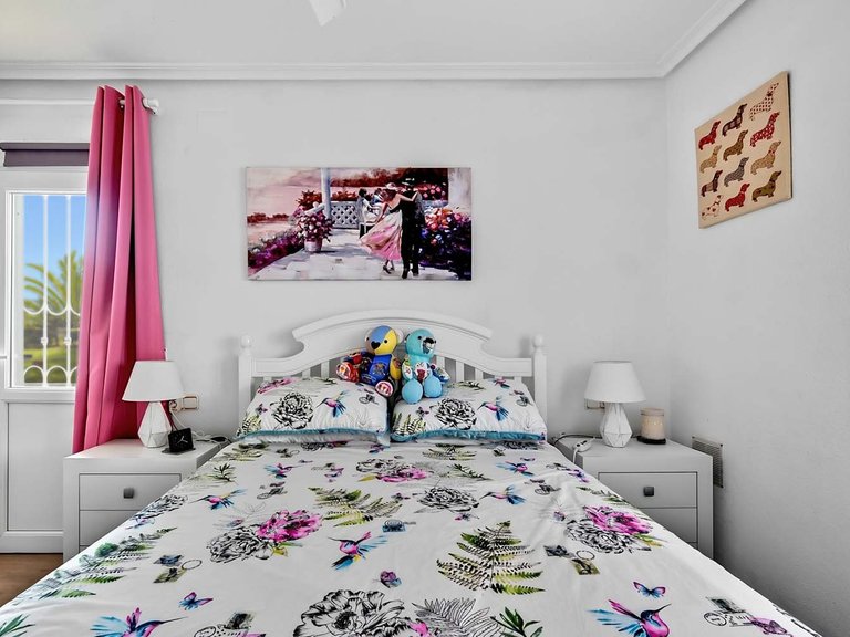 Villa for Sale in Pinar De Campoverde, Alicante 15