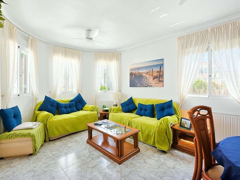 Villa for Sale in Pinar De Campoverde, Alicante 2