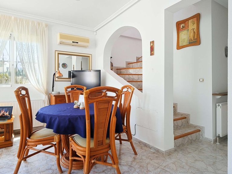 Villa for Sale in Pinar De Campoverde, Alicante 6