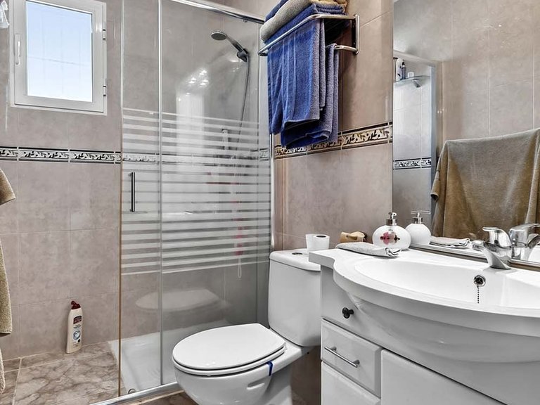 Villa for Sale in Pinar De Campoverde, Alicante 14