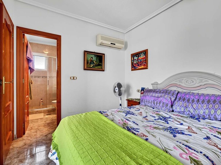 Villa for Sale in Pinar De Campoverde, Alicante 20