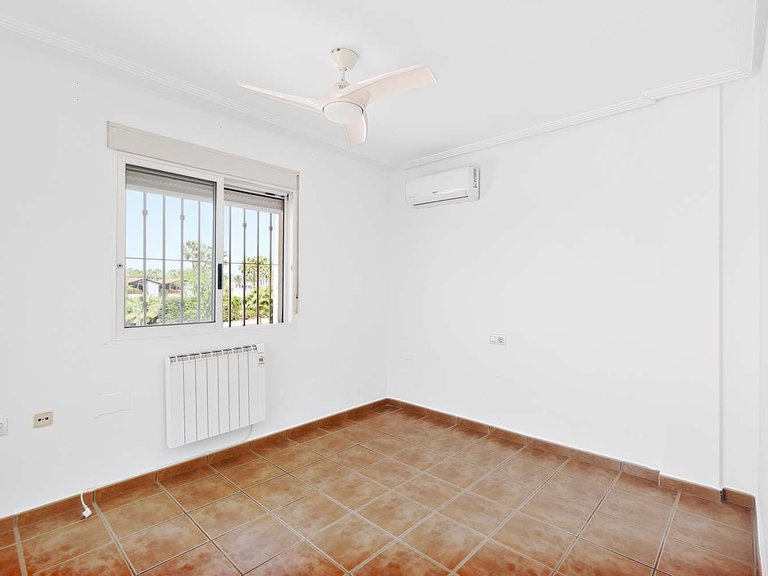 Town House for Sale in Torre De La Horadada, Alicante 29