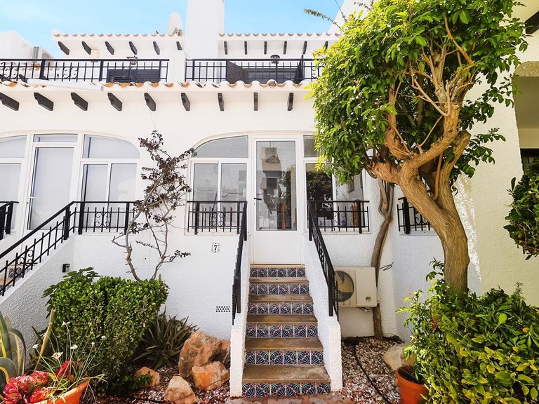 Town House for Sale in Cabo Roig, Alicante 2