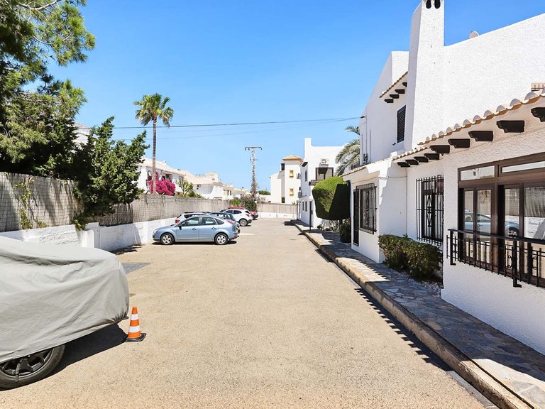 Town House for Sale in Cabo Roig, Alicante 41