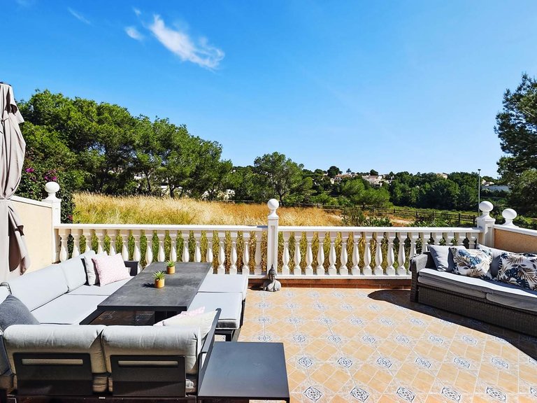 Villa for Sale in Pinar De Campoverde, Alicante 1