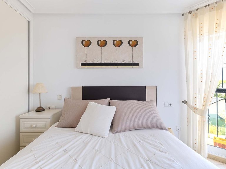 Villa for Sale in Pinar De Campoverde, Alicante 16