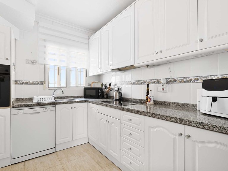 Villa for Sale in Pinar De Campoverde, Alicante 15