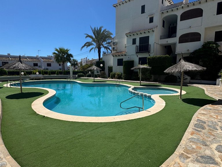 Apartment for Sale in Cabo Roig, Alicante 32