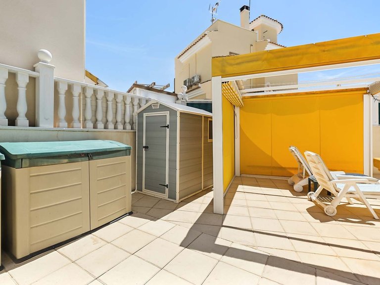 Villa for Sale in Pinar De Campoverde, Alicante 45