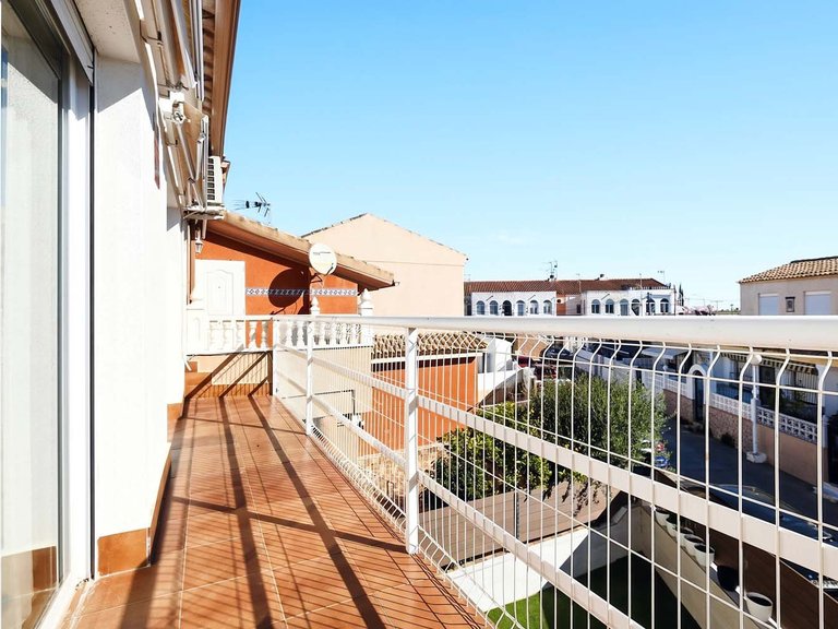 Town House for Sale in Los Alcazares, Murcia 38