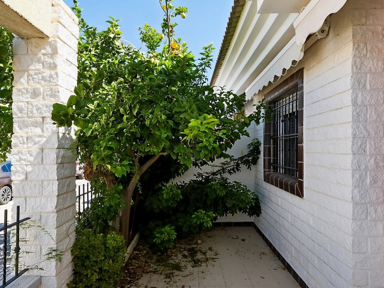 Town House for Sale in Torre De La Horadada, Alicante 4