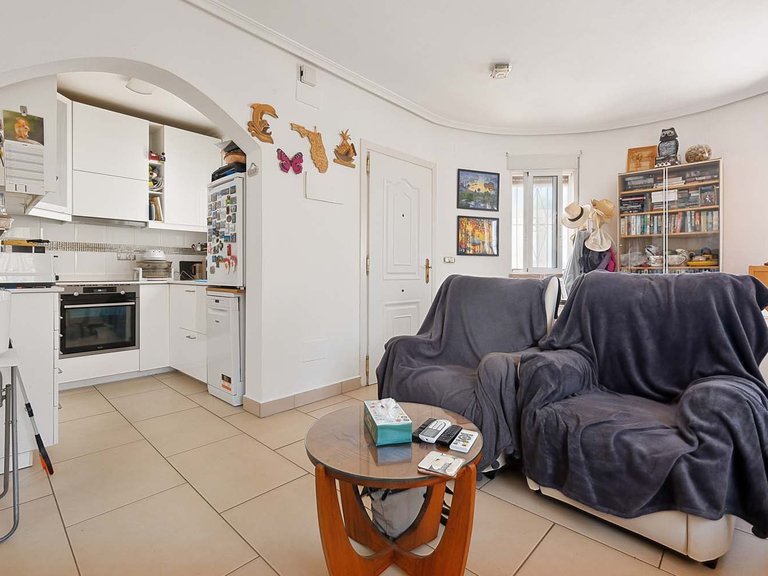 Villa for Sale in Pinar De Campoverde, Alicante 6