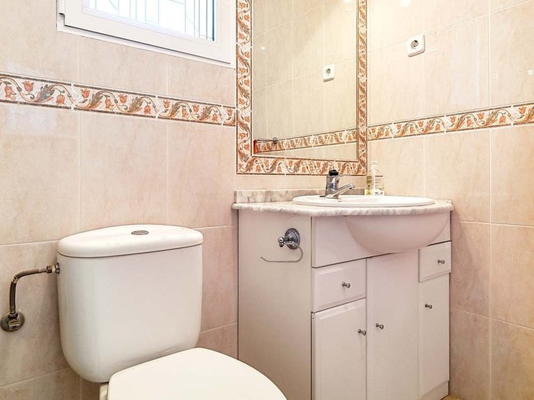 Villa for Sale in Pinar De Campoverde, Alicante 16