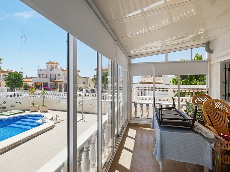 Villa for Sale in Pinar De Campoverde, Alicante 43