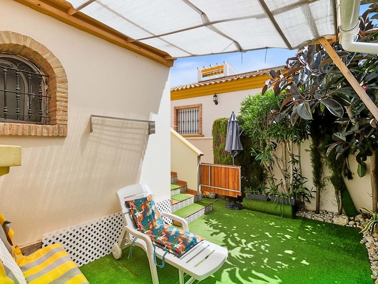 Villa for Sale in Pinar De Campoverde, Alicante 29