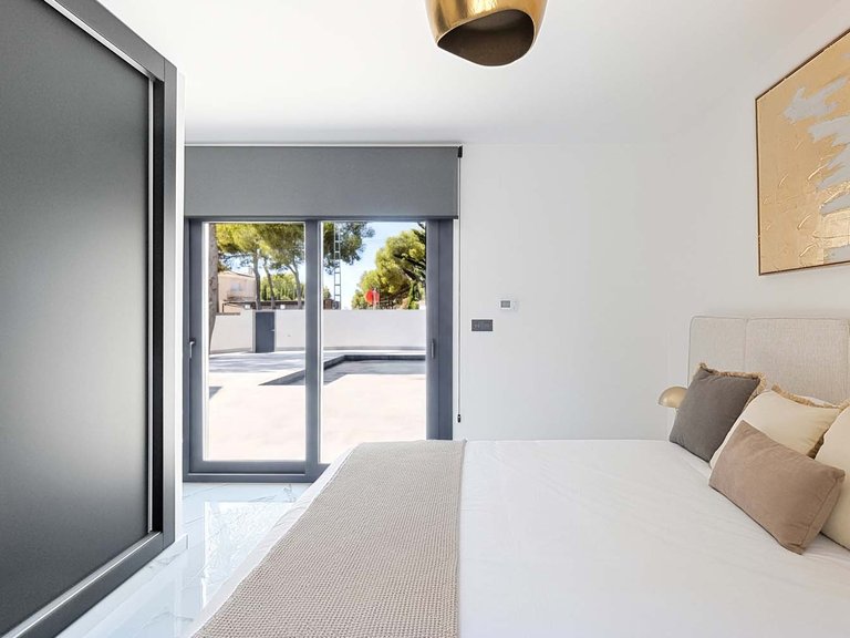 Villa for Sale in Pinar De Campoverde, Alicante 33