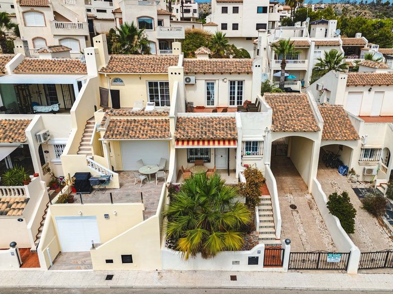 Villa for Sale in Las Ramblas, Alicante 45