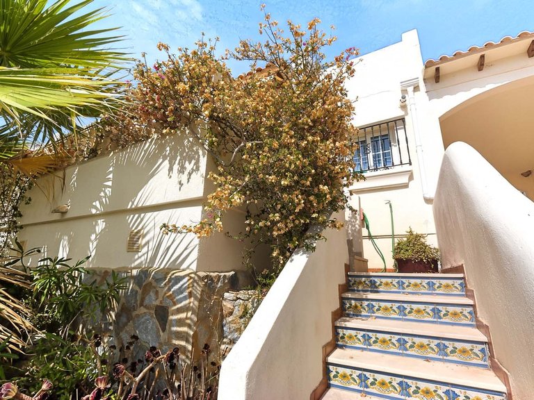 Villa for Sale in Las Ramblas, Alicante 46