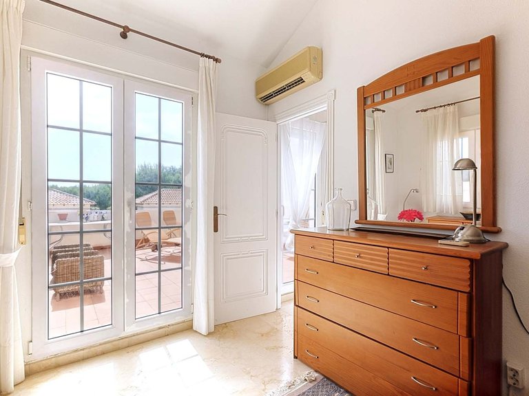 Villa for Sale in Las Ramblas, Alicante 39