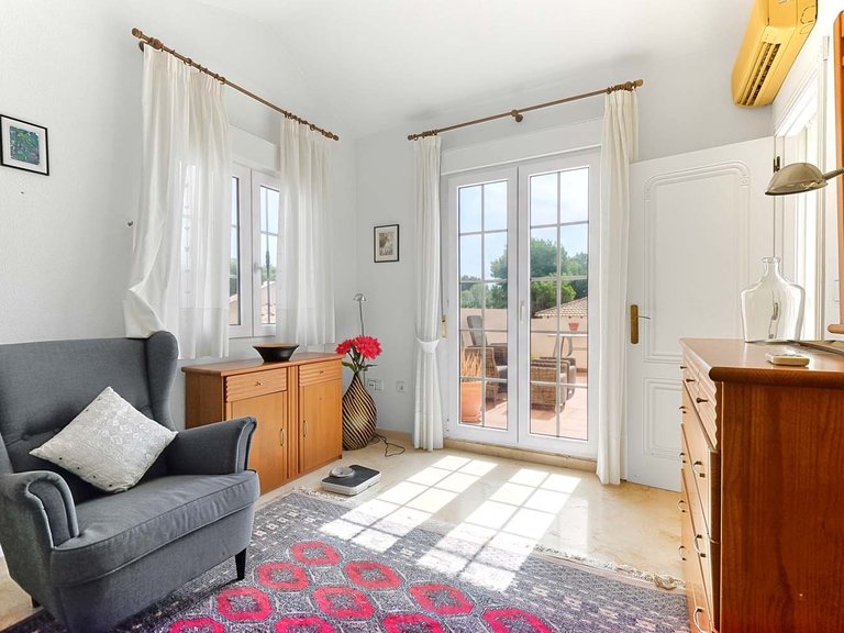 Villa for Sale in Las Ramblas, Alicante 32