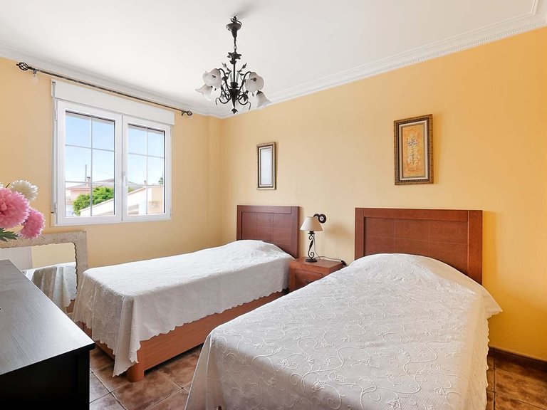 Villa for Sale in Bigastro, Alicante 21